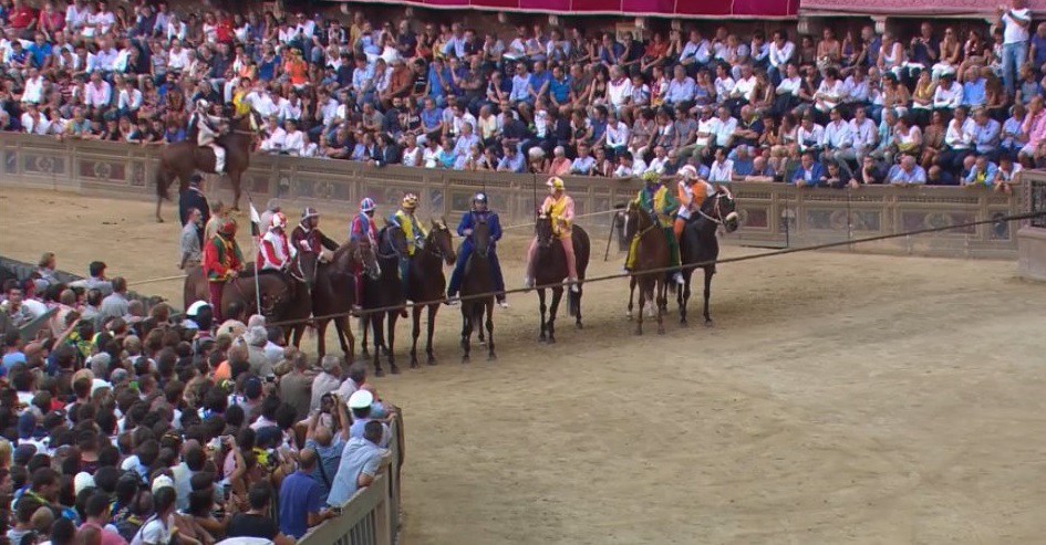 palio-siena-16-agosto