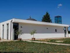 315DB1C5-C096-4BE3-BC63-4DCD1A53EFC9-240x183